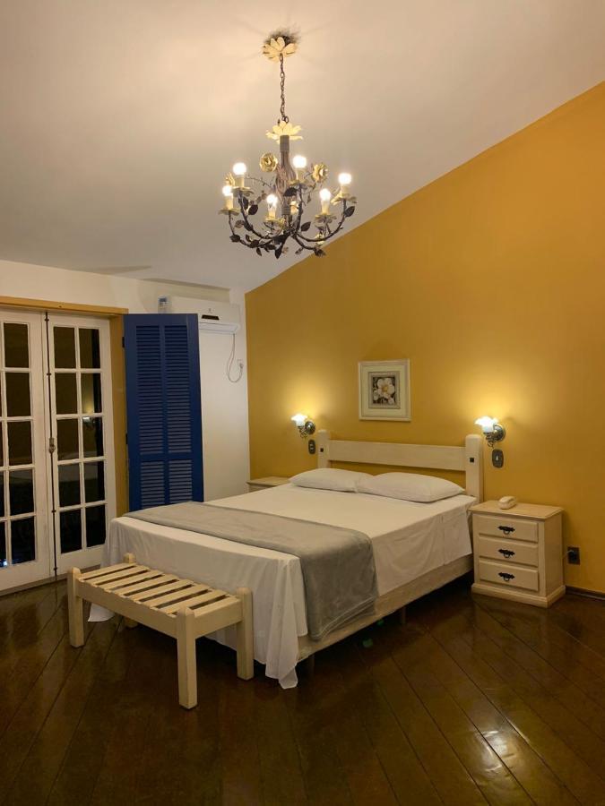 Pousada Villa Real 티라덴티스 외부 사진