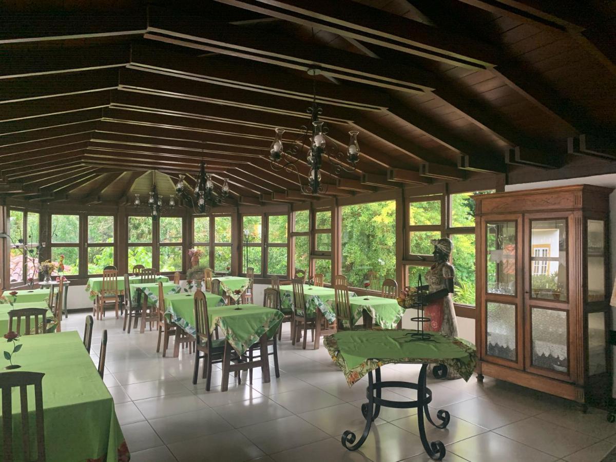Pousada Villa Real 티라덴티스 외부 사진